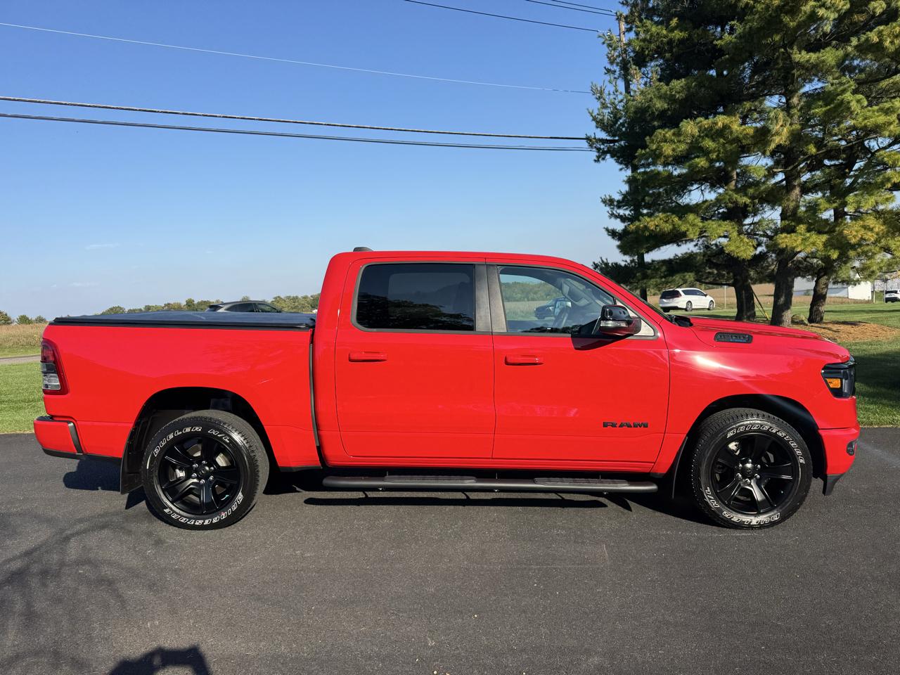 RAM 1500 Big Horn 4x4 Crew Cab 5'7" Box 2021