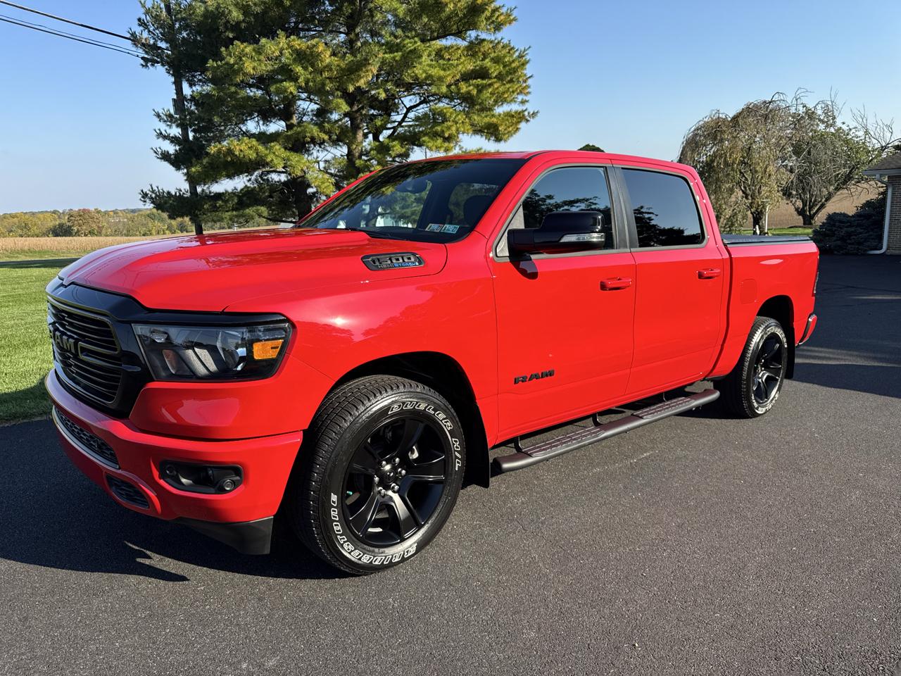 RAM 1500 Big Horn 4x4 Crew Cab 5'7" Box 2021