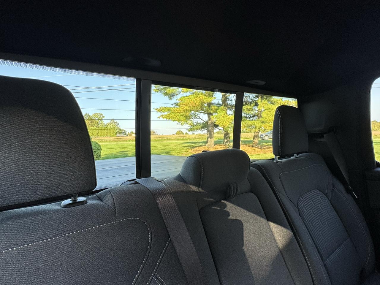 RAM 1500 Big Horn 4x4 Crew Cab 5'7" Box 2021