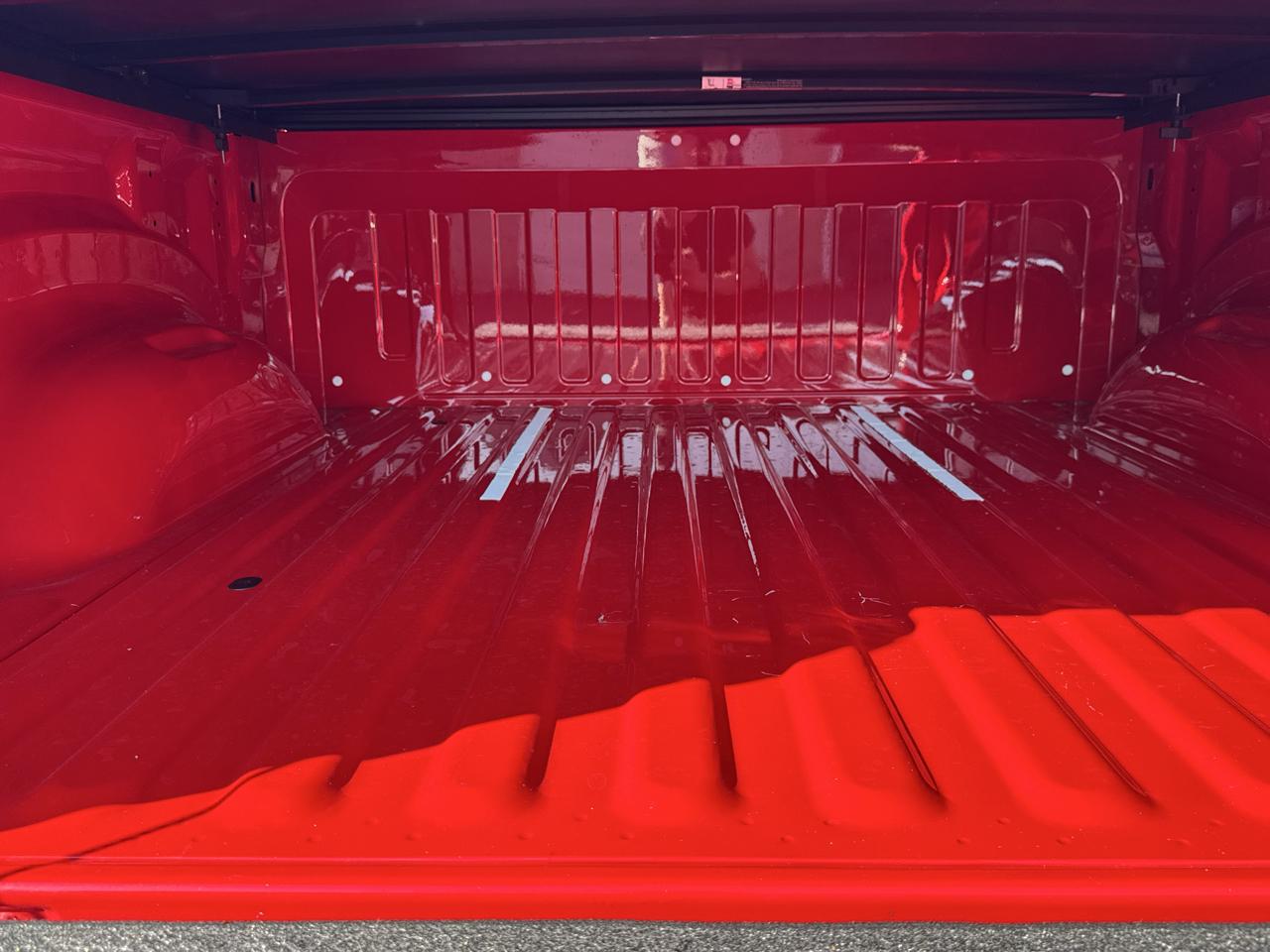 RAM 1500 Big Horn 4x4 Crew Cab 5'7" Box 2021