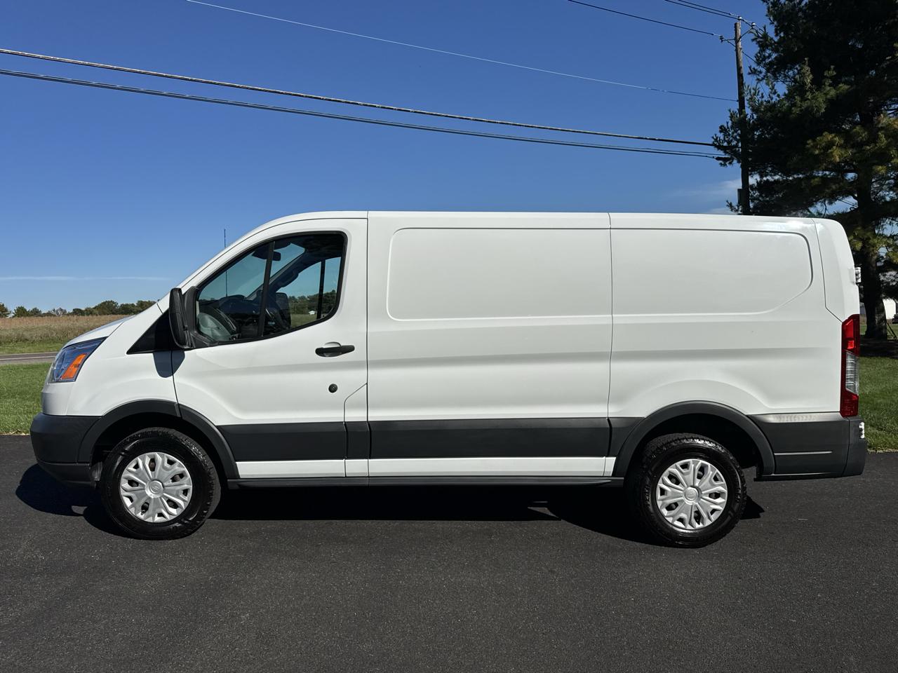 Ford Transit Van T-350 130" Low Rf 9500 GVWR Sliding RH Dr 2017