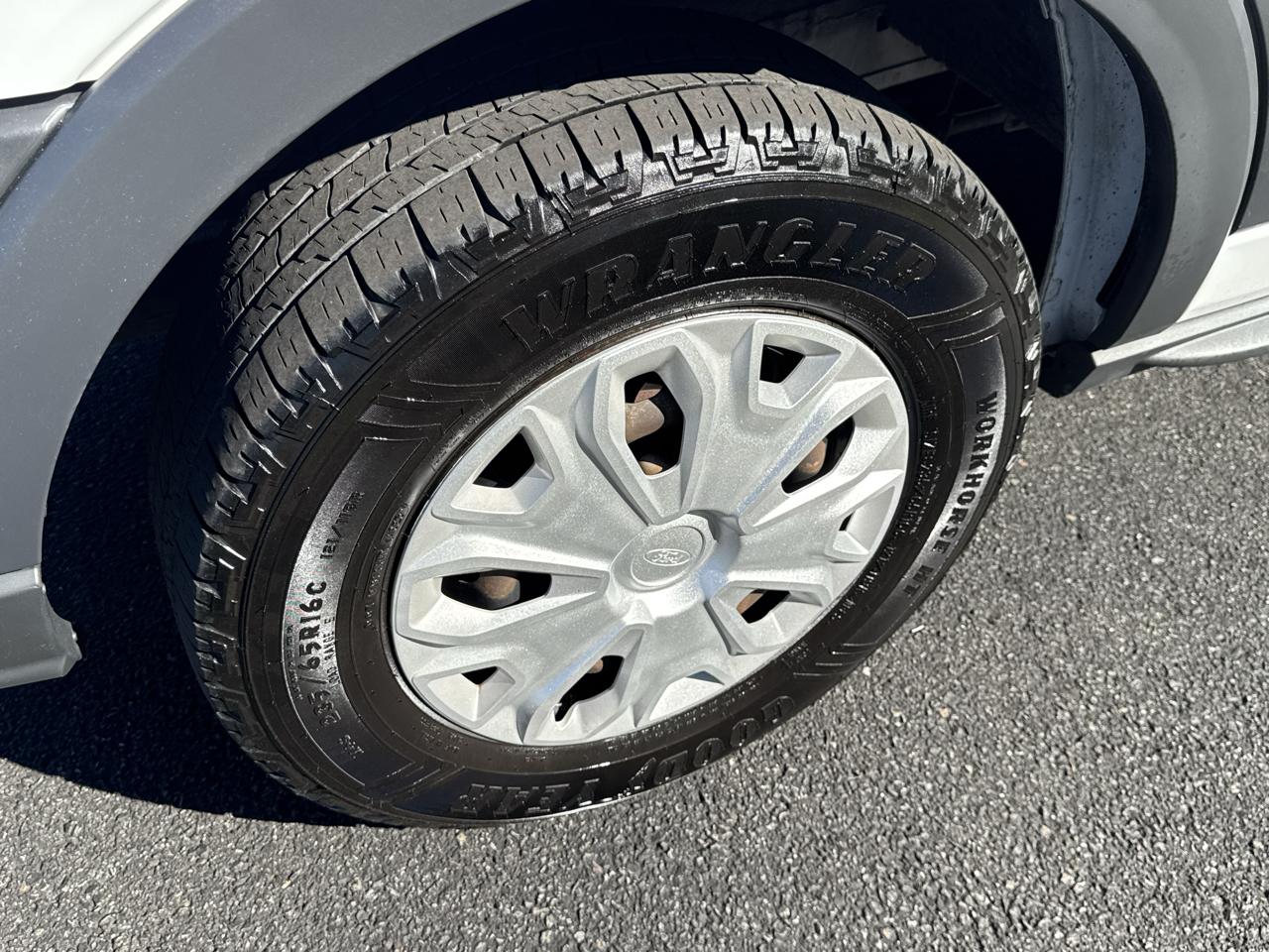 Ford Transit Van T-350 130" Low Rf 9500 GVWR Sliding RH Dr 2017