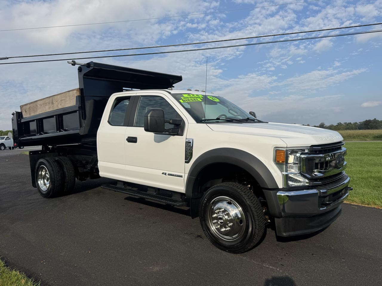 Ford Super Duty F-550 DRW XL 4WD SuperCab 168" WB 60" CA 2021