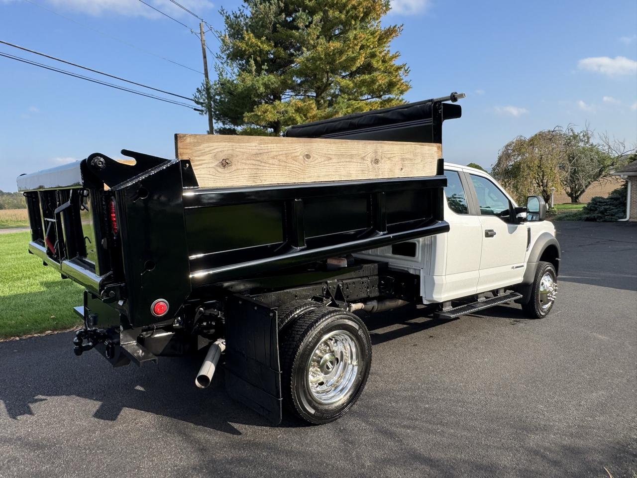 Ford Super Duty F-550 DRW XL 4WD SuperCab 168" WB 60" CA 2021