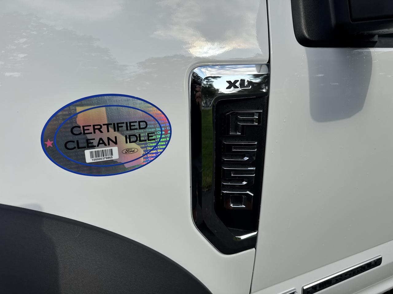 Ford Super Duty F-550 DRW XL 4WD SuperCab 168" WB 60" CA 2021