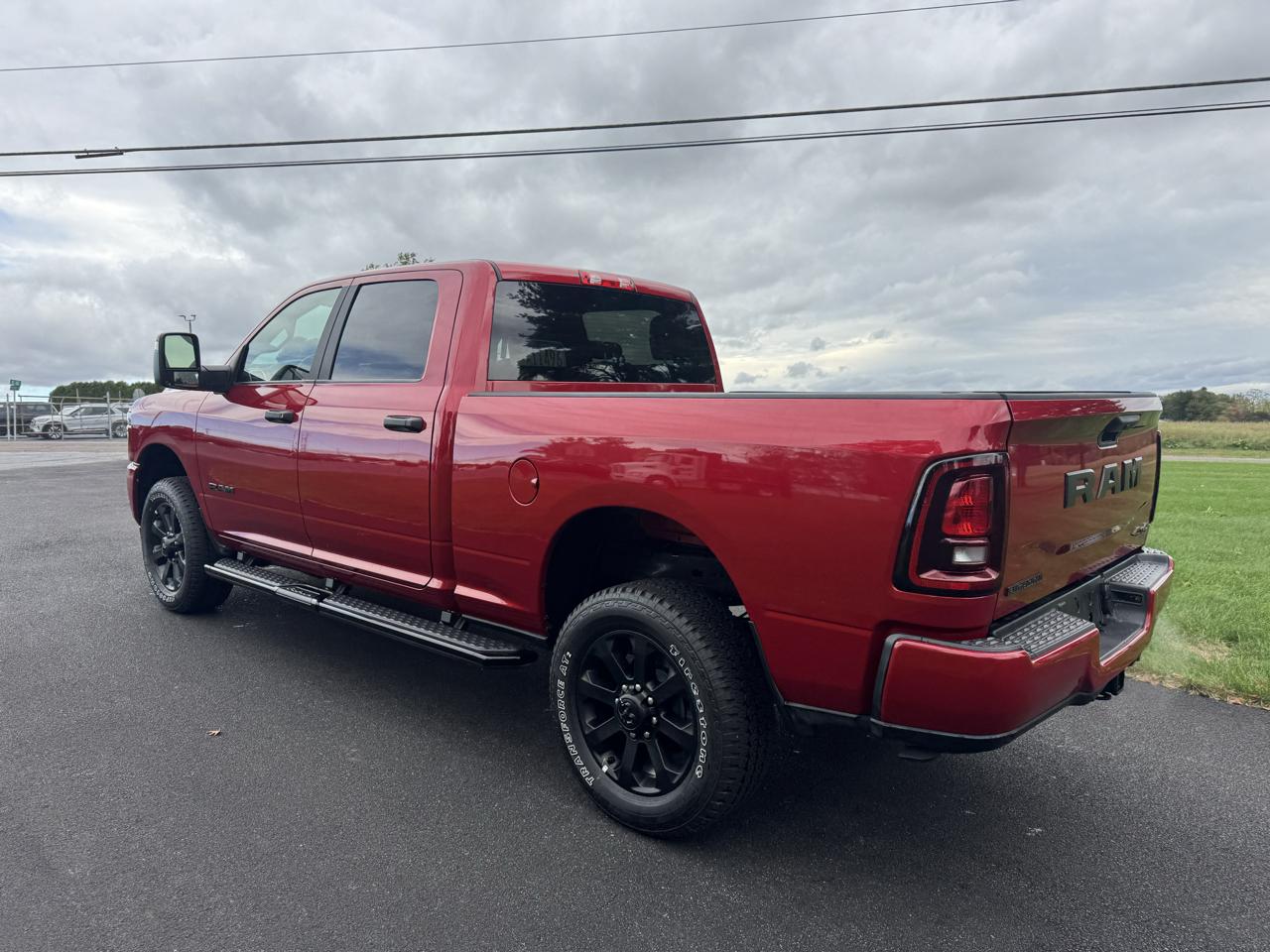 RAM 2500 Big Horn 4x4 Crew Cab 6'4" Box 2026