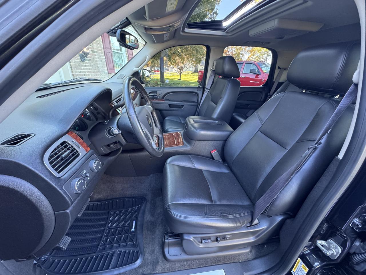 Chevrolet Tahoe 4WD 4dr 1500 LTZ 2012