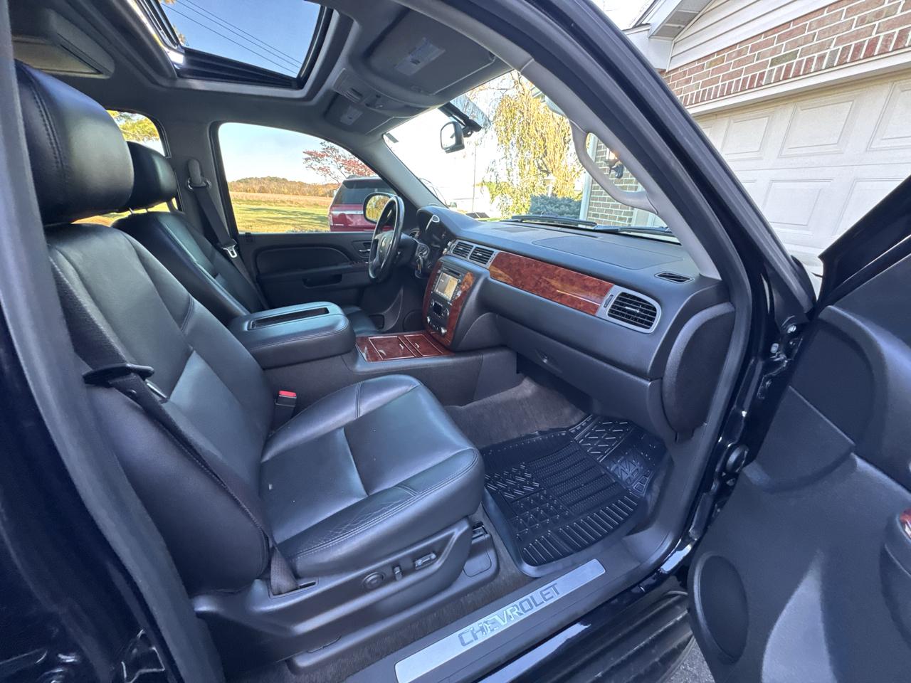 Chevrolet Tahoe 4WD 4dr 1500 LTZ 2012