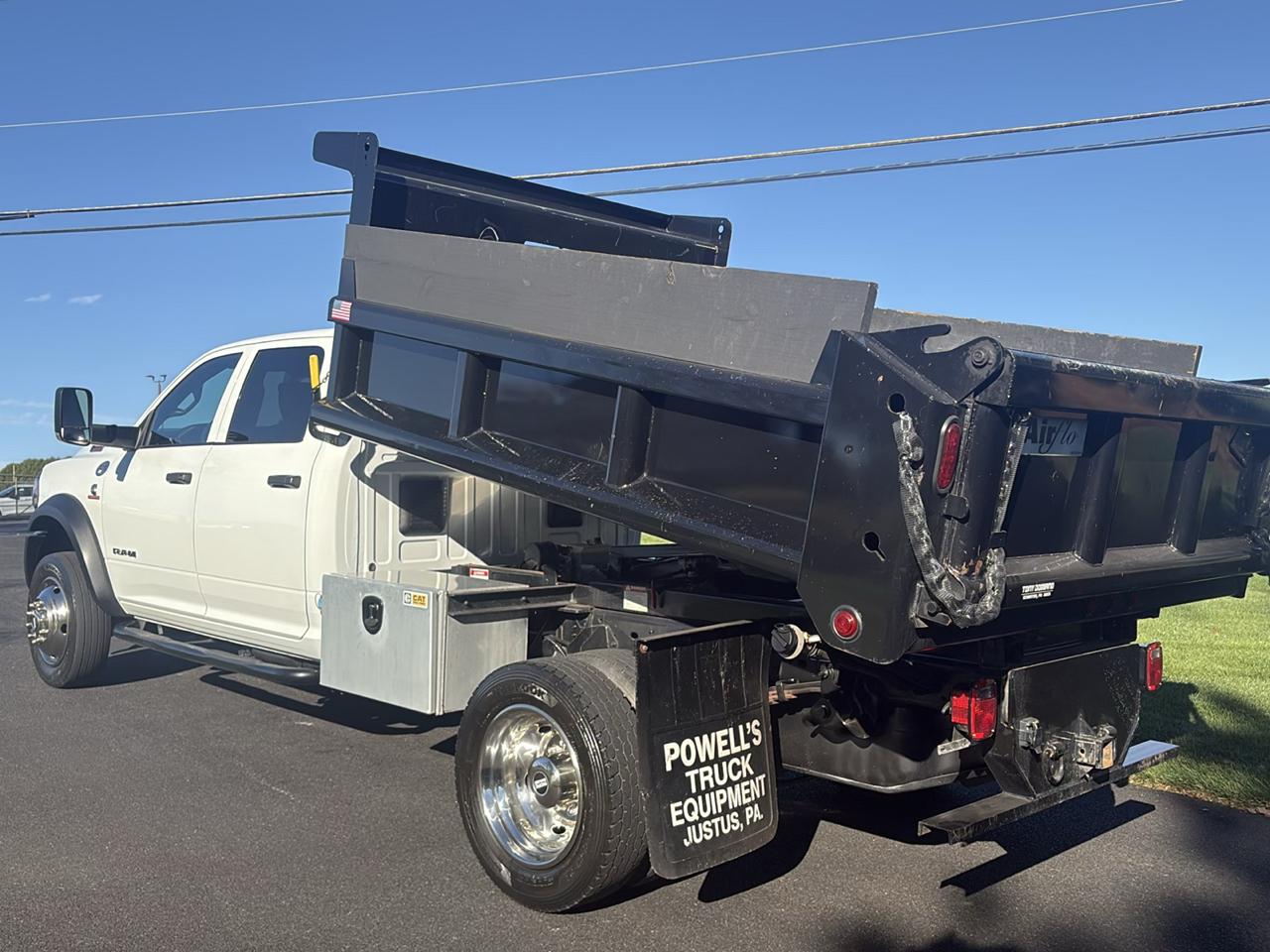 RAM 5500 Chassis Cab Tradesman 4x4 Crew Cab 60" CA 173.4" WB 2022