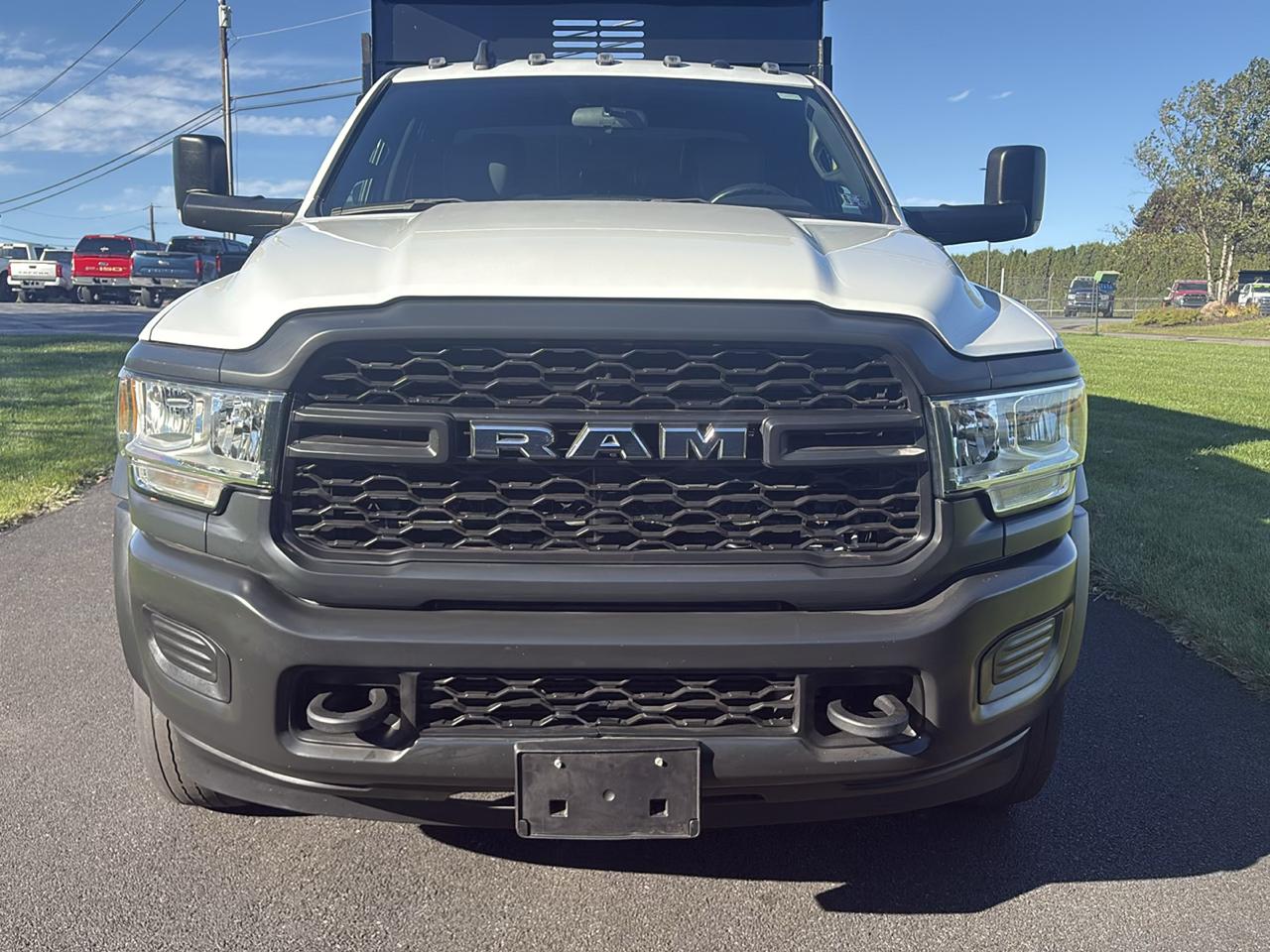 RAM 5500 Chassis Cab Tradesman 4x4 Crew Cab 60" CA 173.4" WB 2022