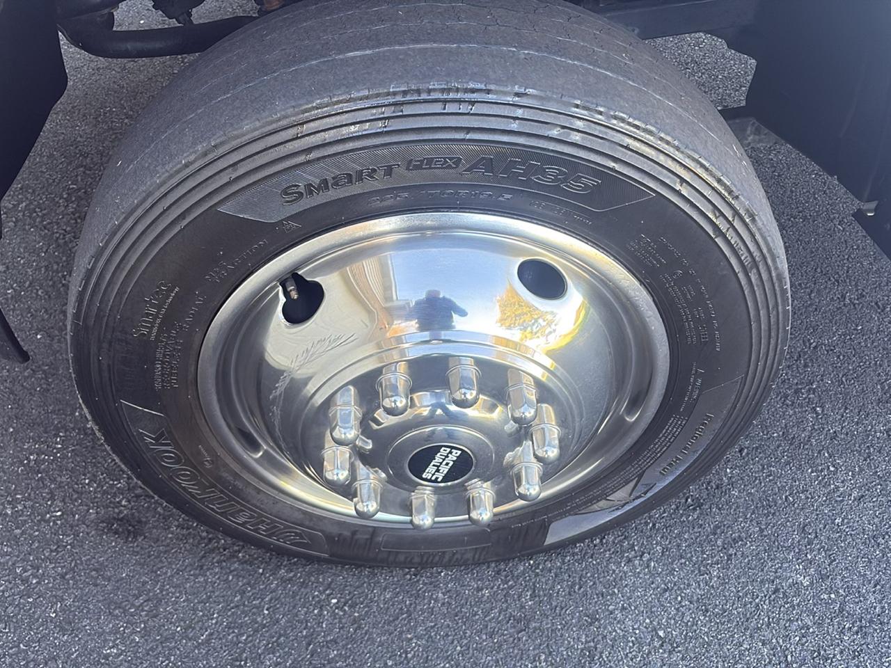RAM 5500 Chassis Cab Tradesman 4x4 Crew Cab 60" CA 173.4" WB 2022