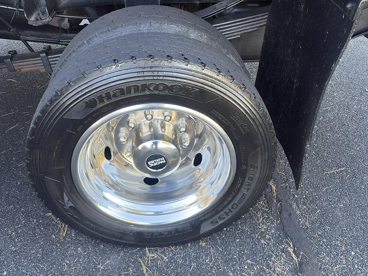 RAM 5500 Chassis Cab Tradesman 4x4 Crew Cab 60" CA 173.4" WB 2022