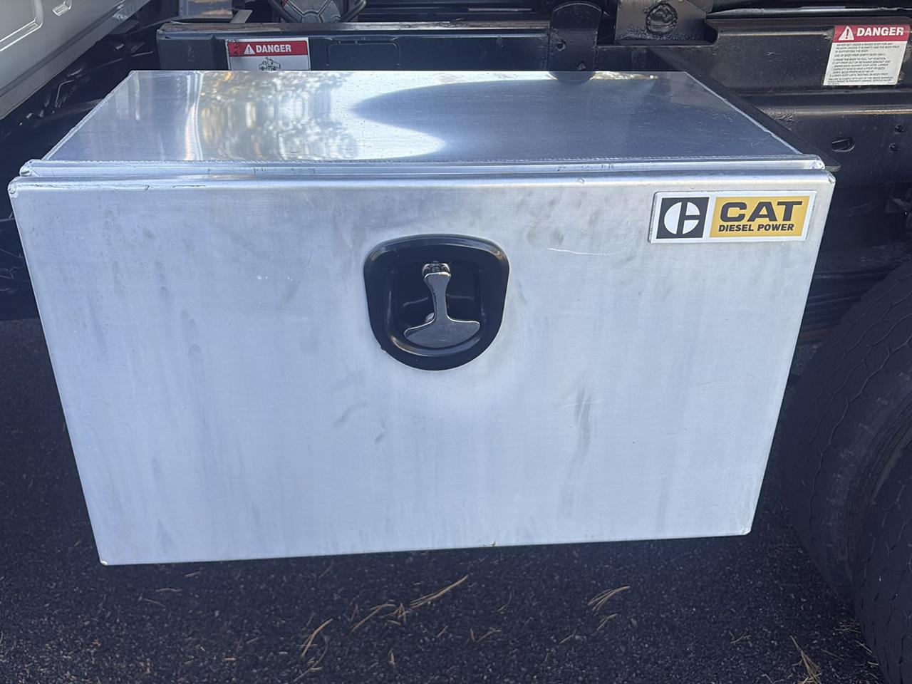 RAM 5500 Chassis Cab Tradesman 4x4 Crew Cab 60" CA 173.4" WB 2022