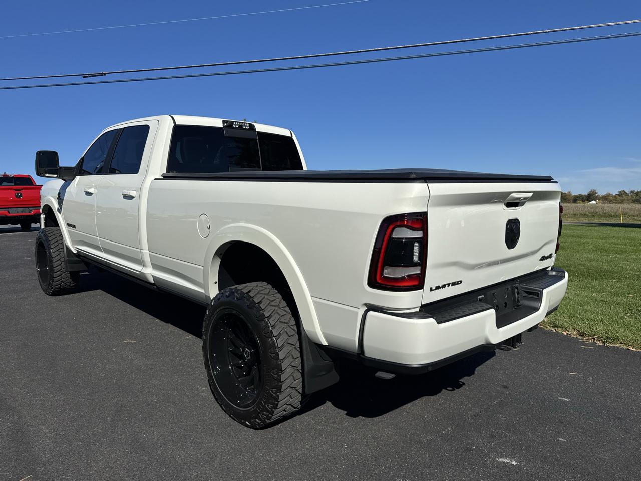 RAM 3500 Limited 4x4 Crew Cab 8' Box 2024