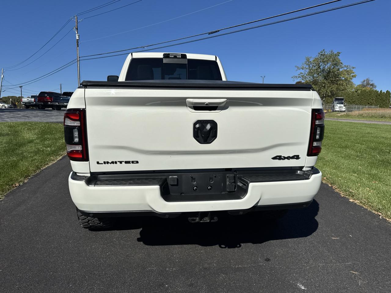 RAM 3500 Limited 4x4 Crew Cab 8' Box 2024