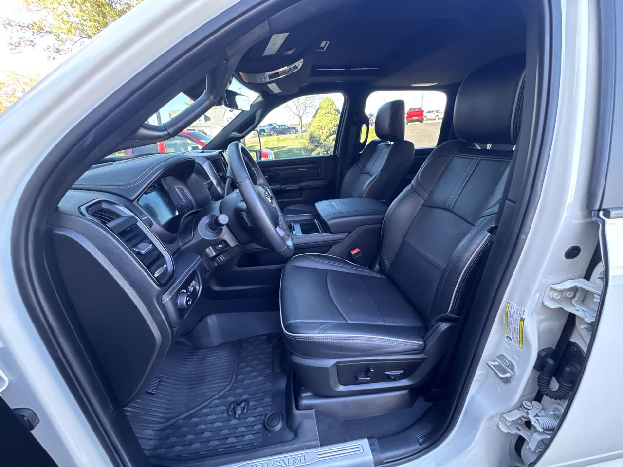 RAM 3500 Limited 4x4 Crew Cab 8' Box 2024