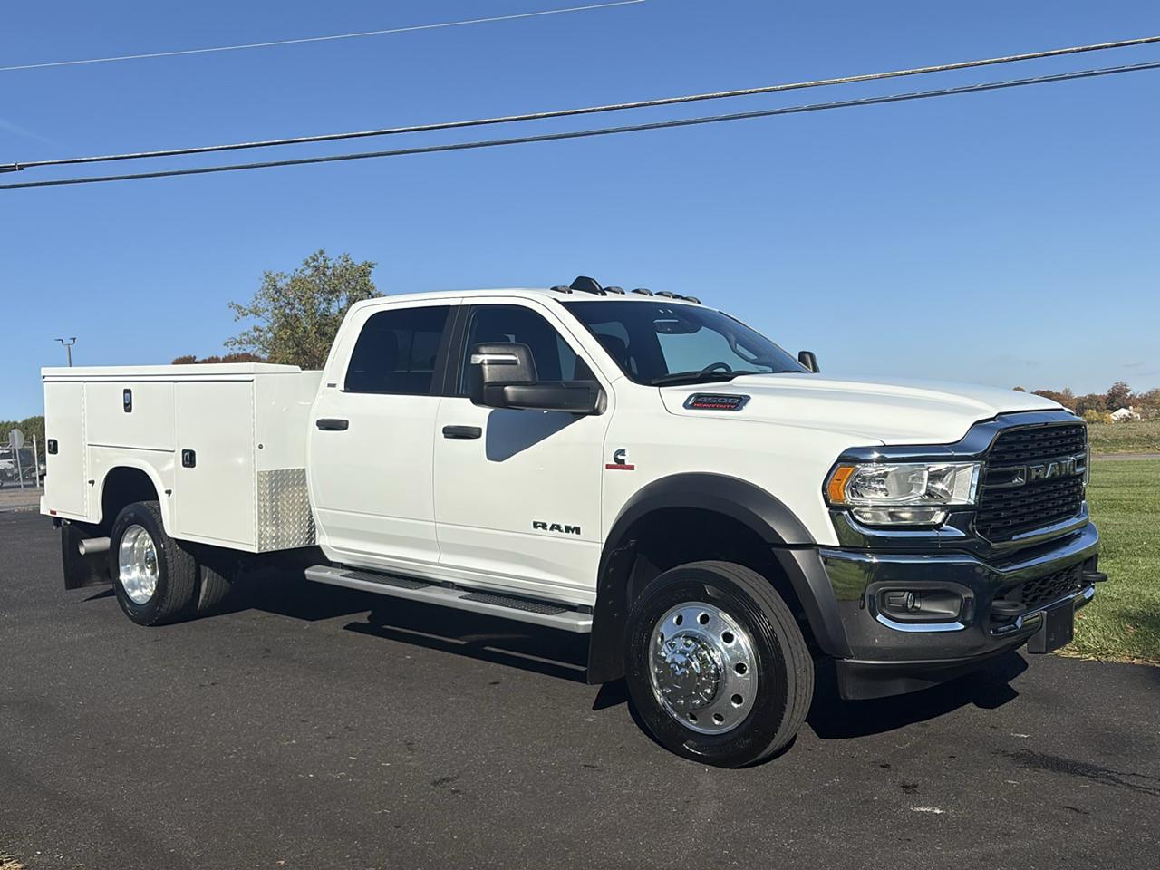 RAM 4500 Chassis Cab SLT 4x4 Crew Cab 60" CA 173.4" WB 2024