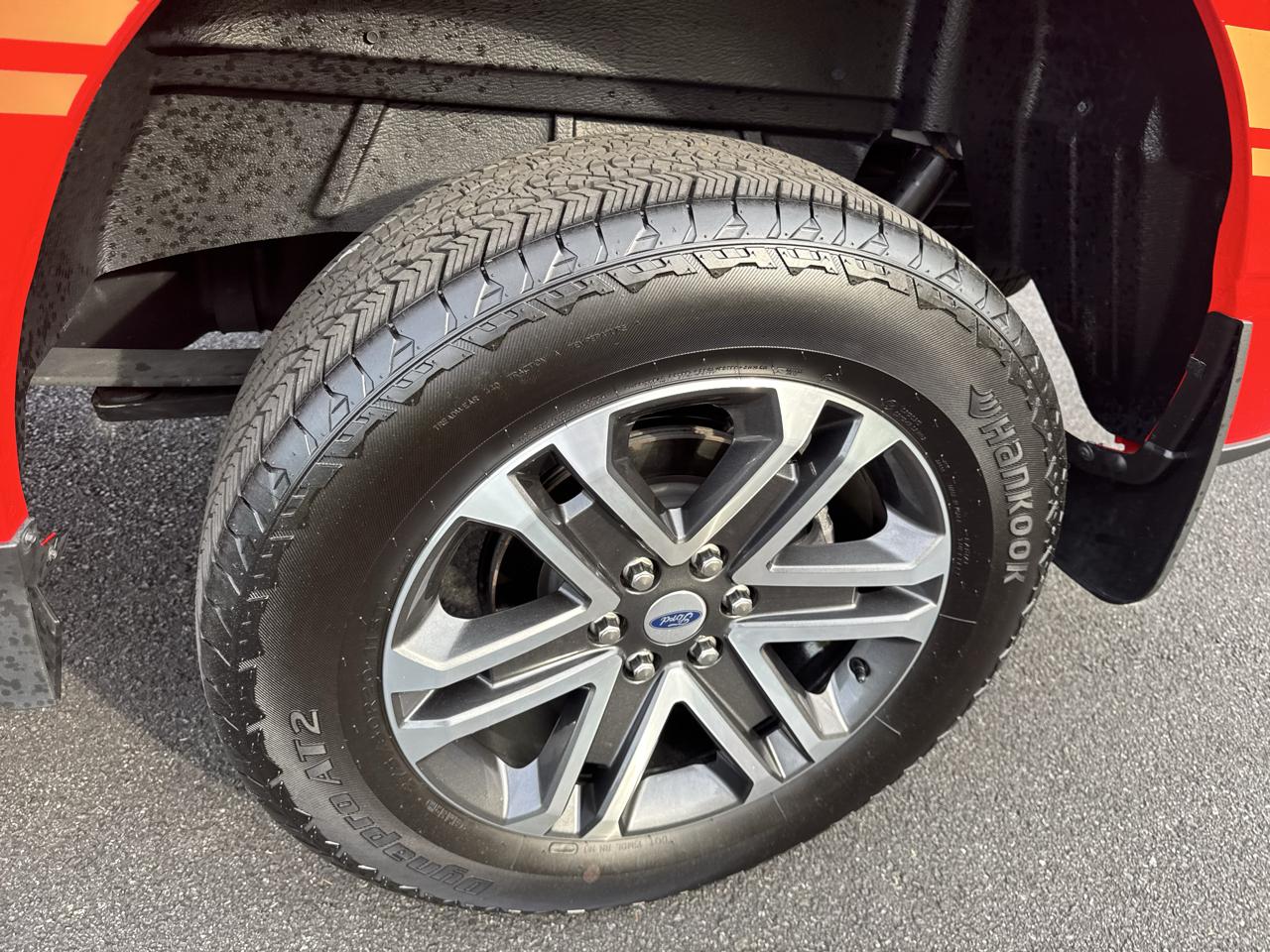 Ford F-150 XL 4WD SuperCab 6.5' Box 2023
