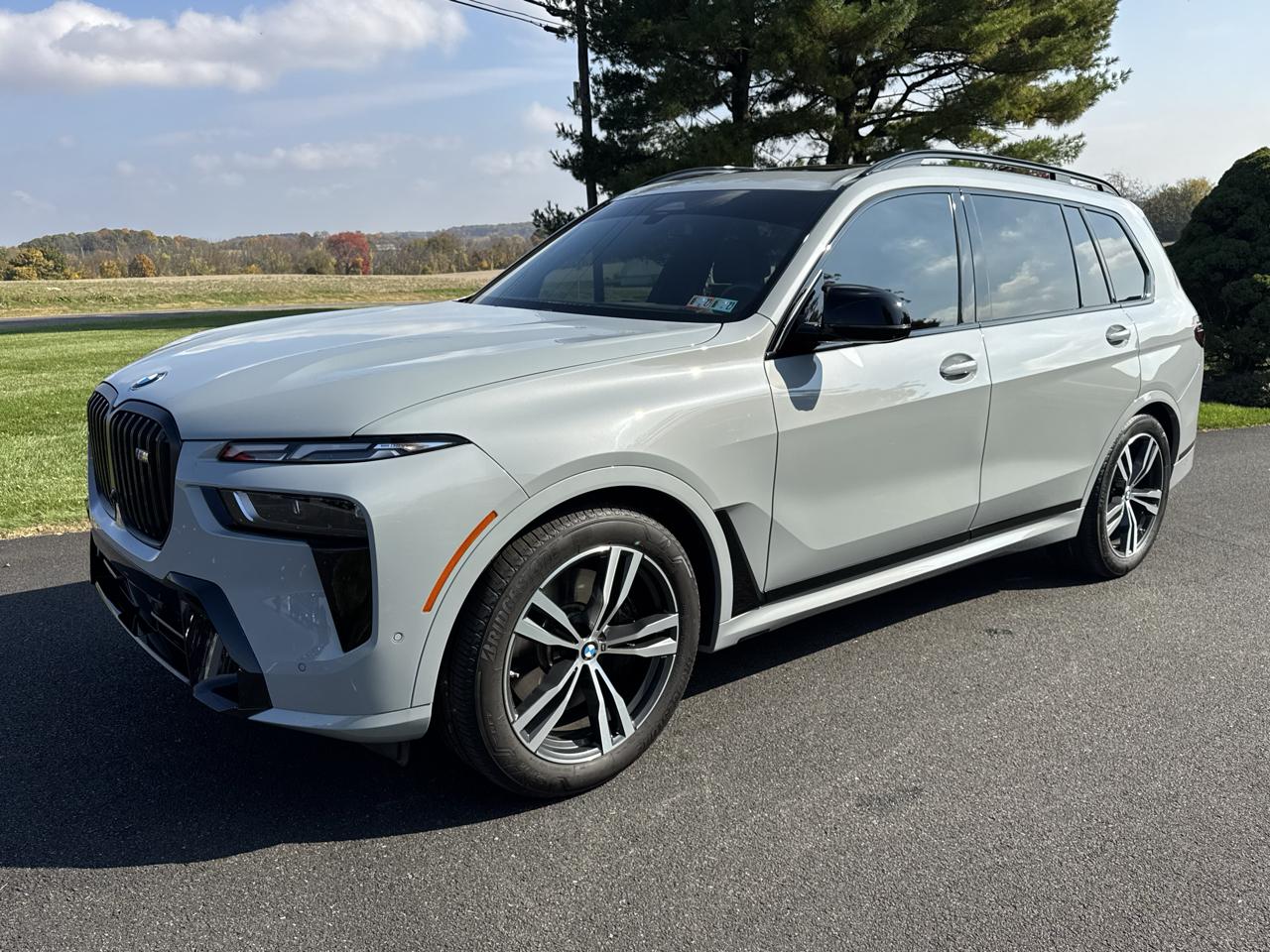 2025 BMW X7 M60i Sports Activity Vehicle