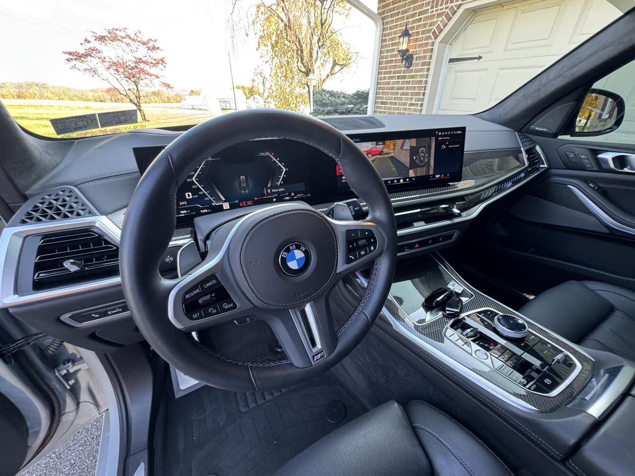 BMW X7 M60i Sports Activity Vehicle 2025