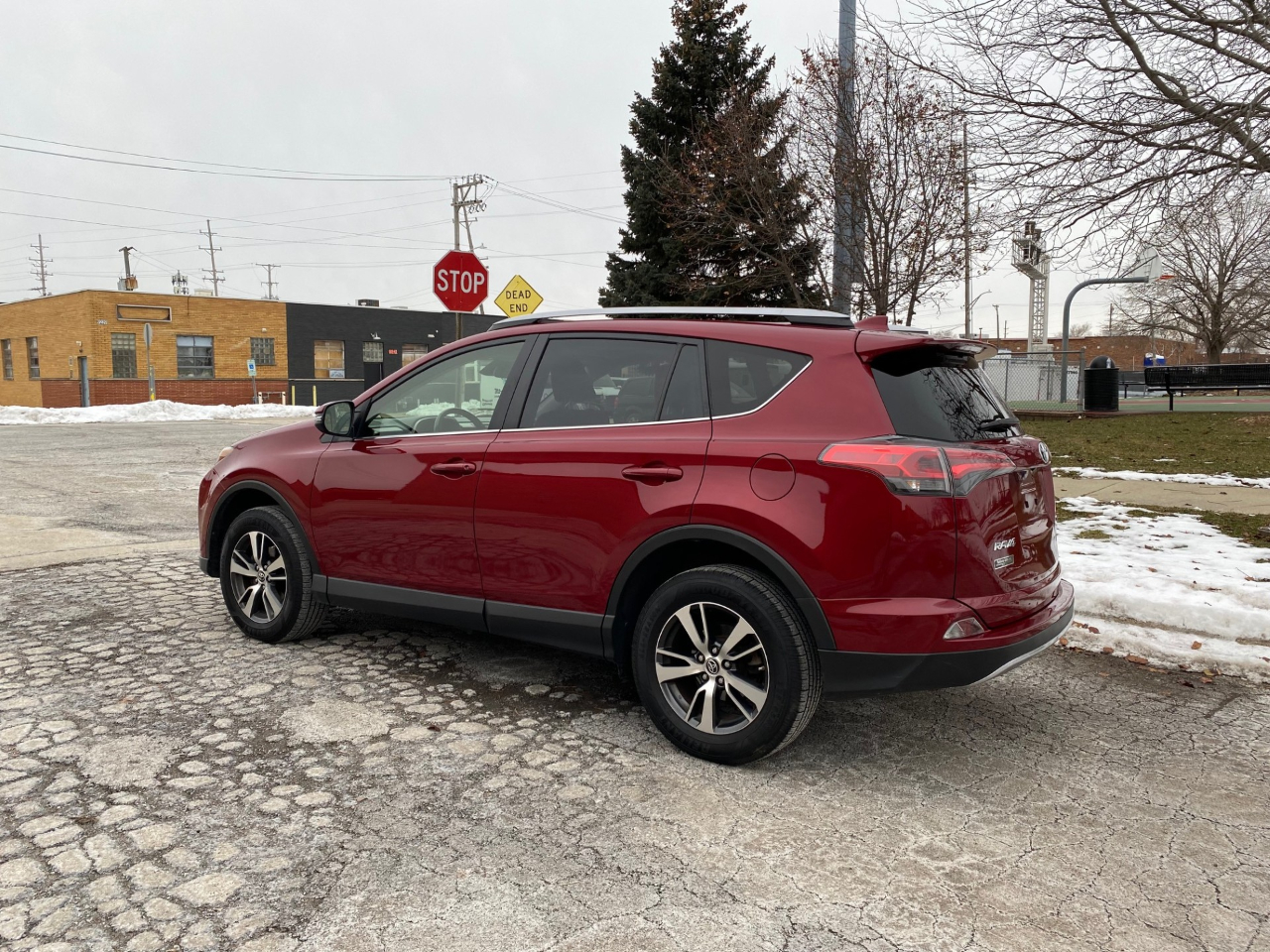 Toyota RAV4 XLE AWD 2018