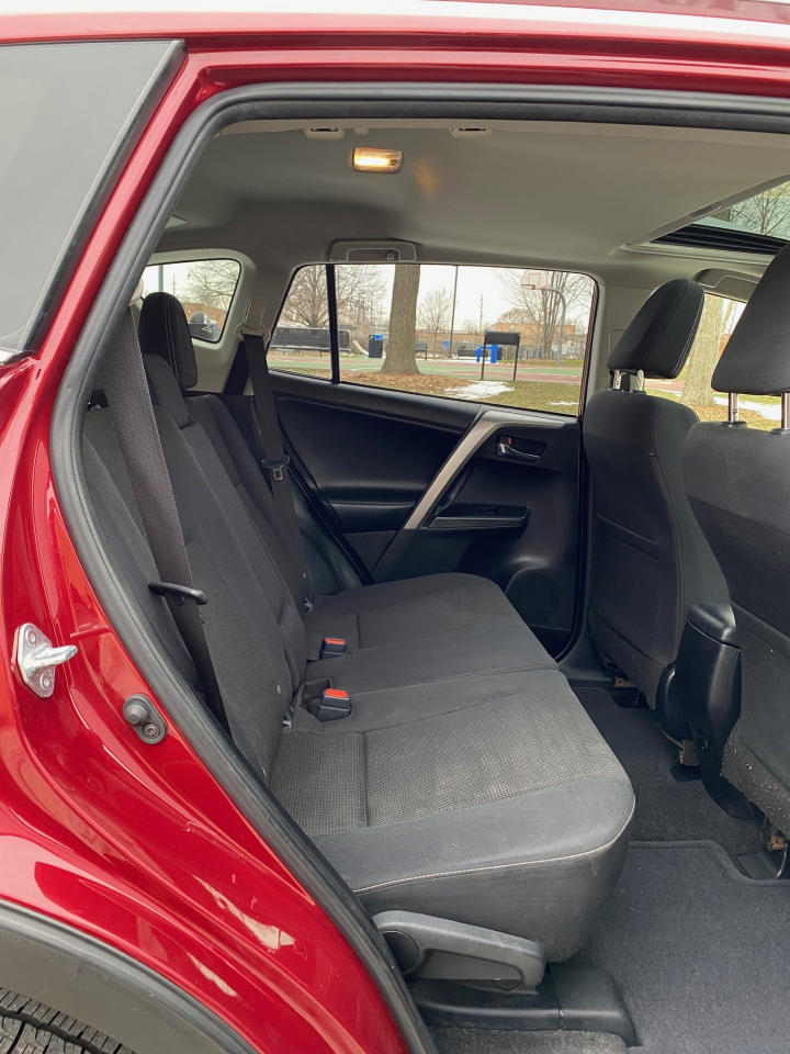 Toyota RAV4 XLE AWD 2018