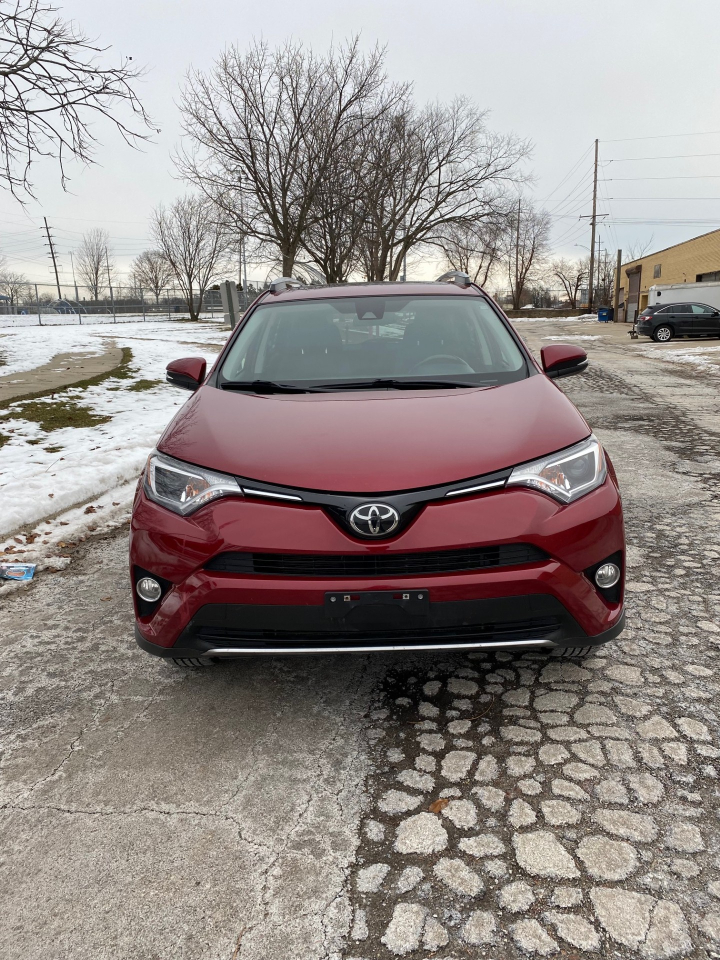 Toyota RAV4 XLE AWD 2018