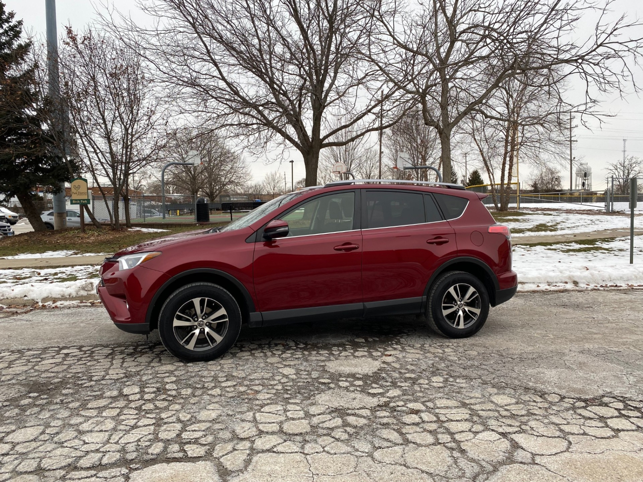 Toyota RAV4 XLE AWD 2018