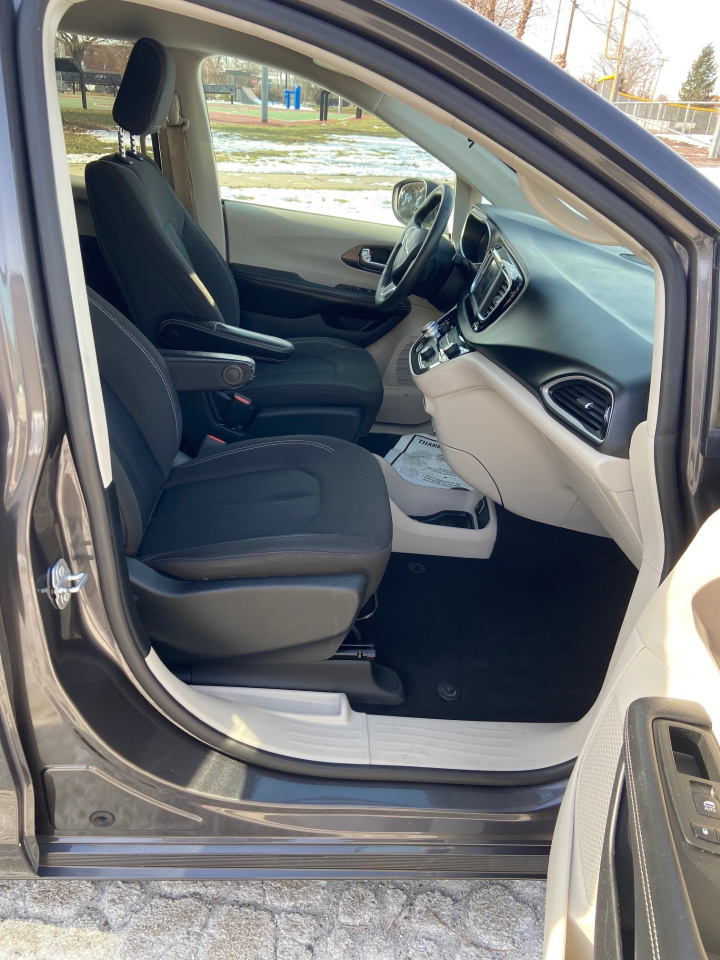 Chrysler Voyager LX 2020