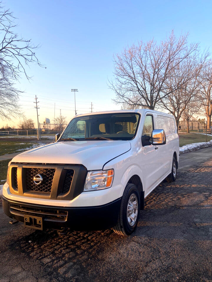 Nissan NV Cargo 2500 HD SV V8 2020