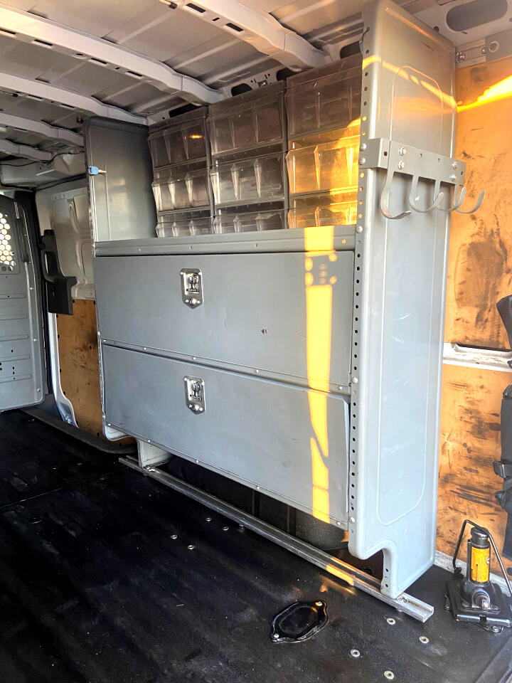 Nissan NV Cargo 2500 HD SV V8 2020