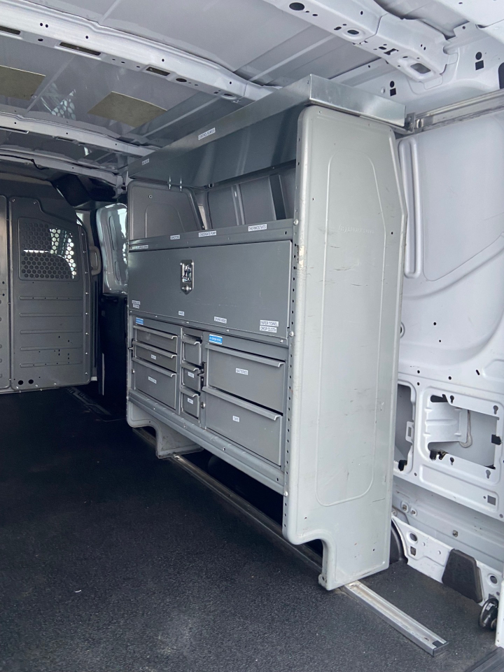 Ford Transit 250 Van Low Roof 60/40 Pass. 148-in. WB 2015