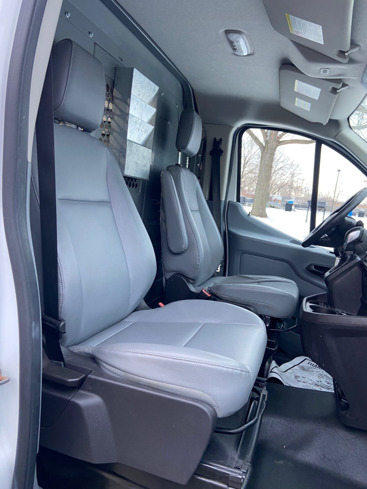 Ford Transit 250 Van Low Roof 60/40 Pass. 148-in. WB 2015