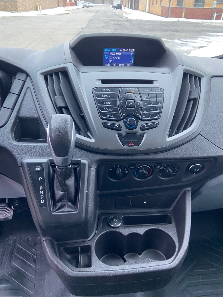 Ford Transit 250 Van Low Roof 60/40 Pass. 148-in. WB 2015