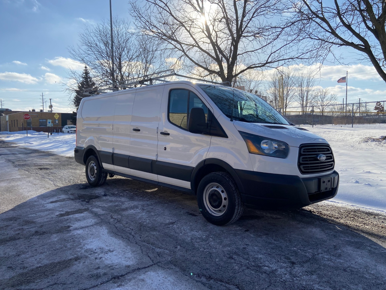 Ford Transit 250 Van Low Roof 60/40 Pass. 148-in. WB 2015