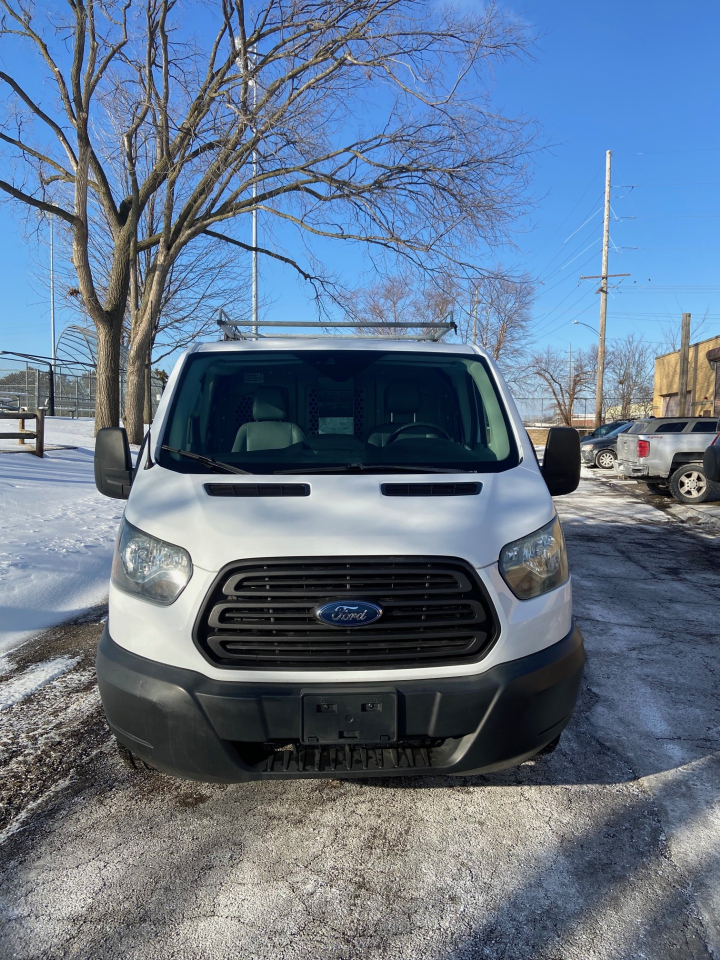 Ford Transit 250 Van Low Roof 60/40 Pass. 148-in. WB 2015