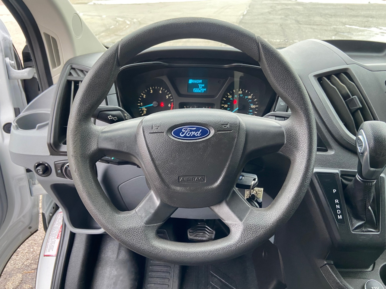 Ford Transit 250 Van Med. Roof w/Sliding Pass. 130-in. WB 2018