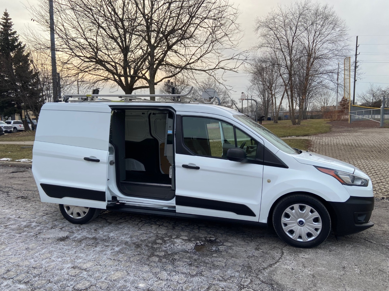 Ford Transit Connect Cargo Van XL LWB w/Rear 180 Degree Door 2020