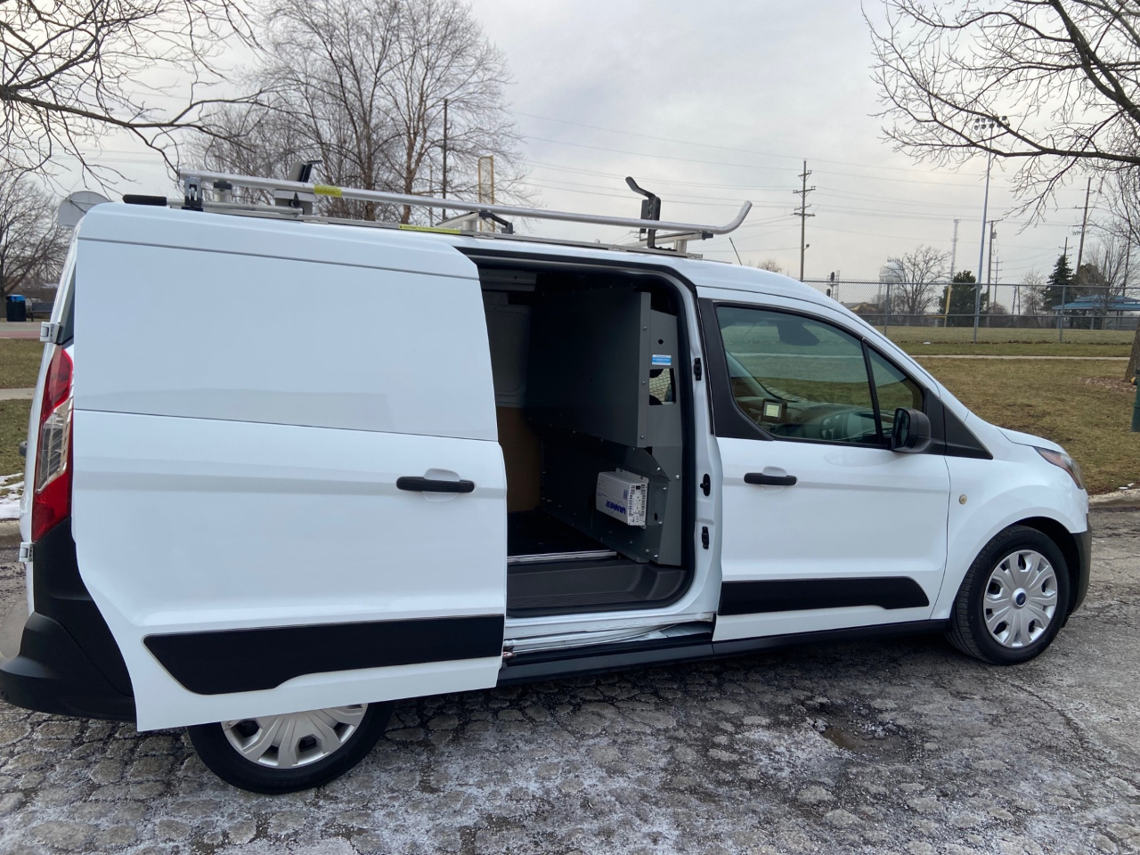 Ford Transit Connect Cargo Van XL LWB w/Rear 180 Degree Door 2020