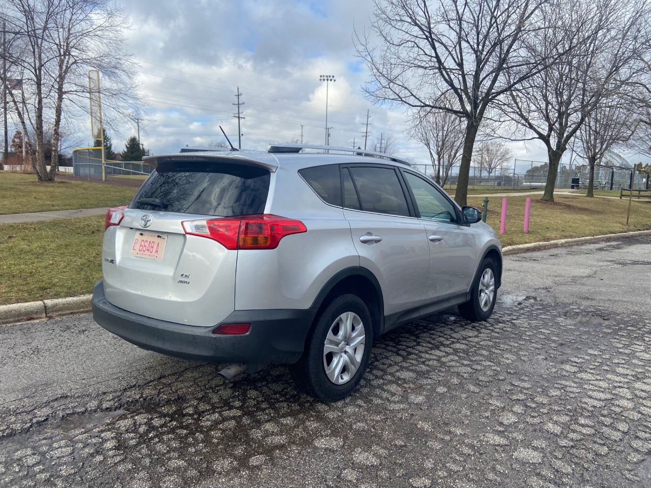 Toyota RAV4 LE AWD 2015