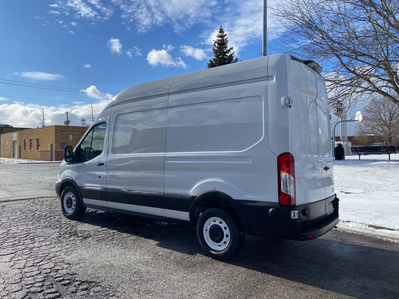 Ford Transit 250 Van High Roof w/Sliding Pass. 148-in. WB 2019