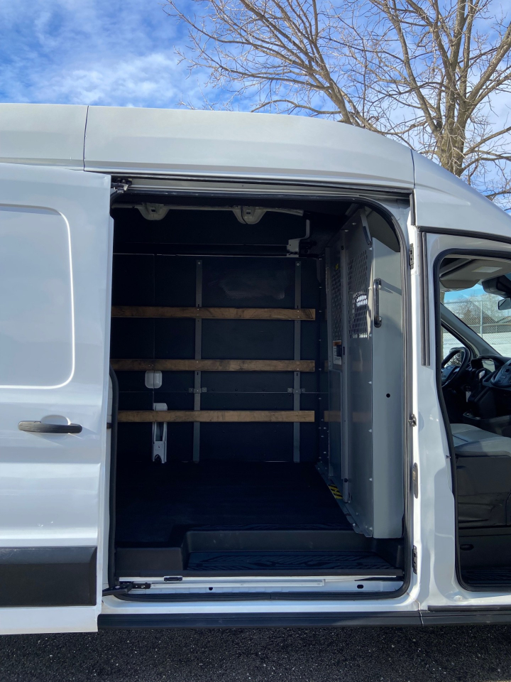Ford Transit 250 Van High Roof w/Sliding Pass. 148-in. WB 2019