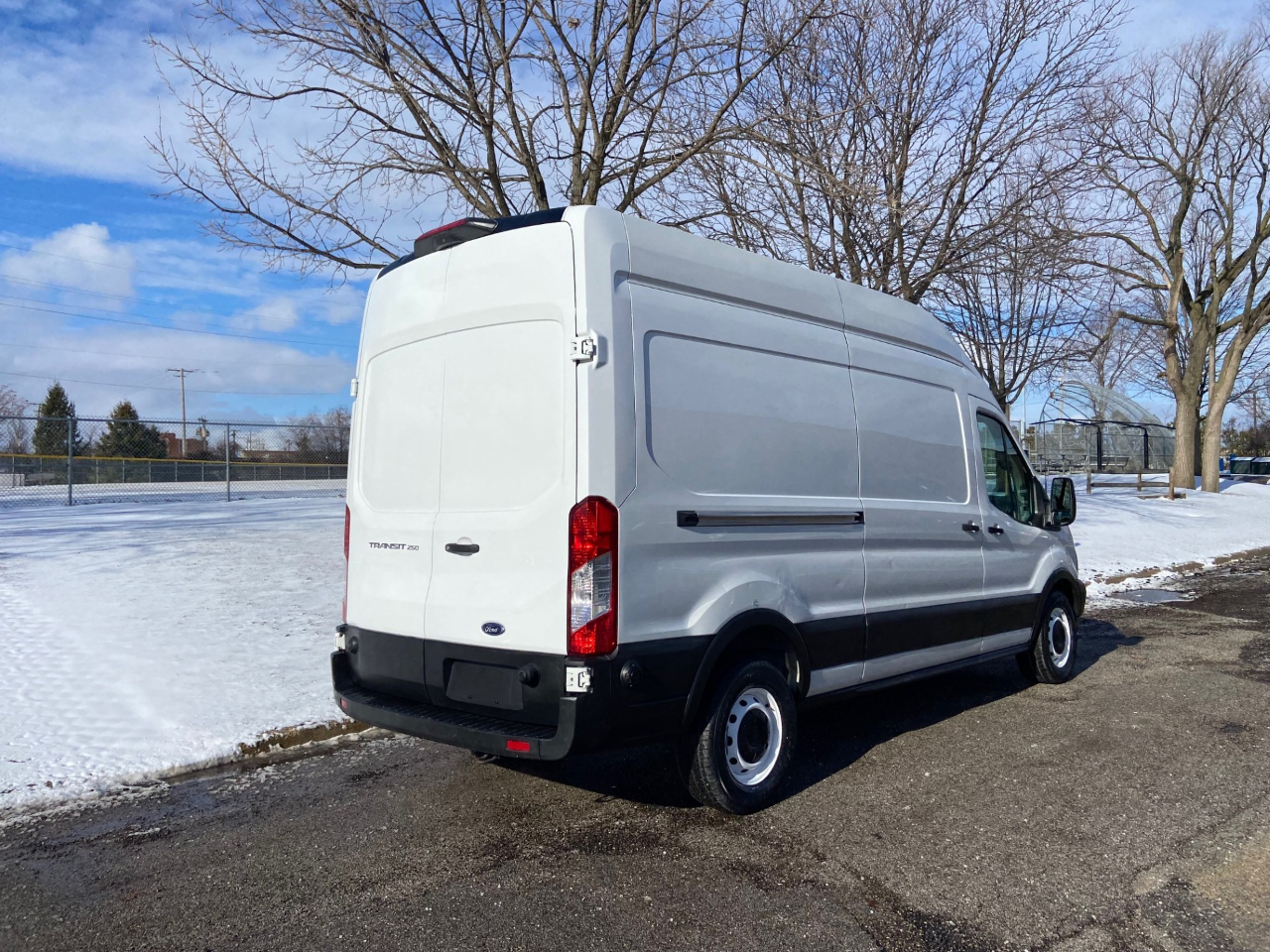 Ford Transit 250 Van High Roof w/Sliding Pass. 148-in. WB 2019