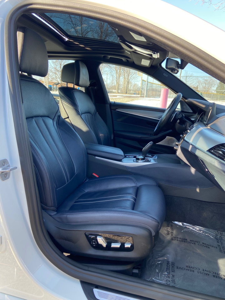 BMW 5-Series M550i xDrive 2018