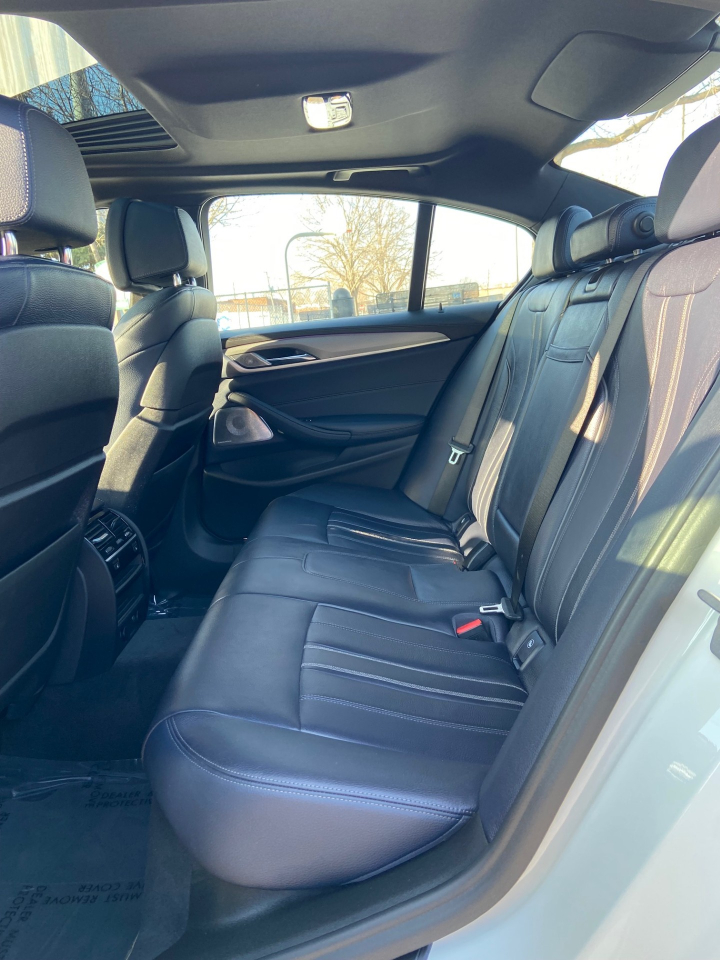 BMW 5-Series M550i xDrive 2018