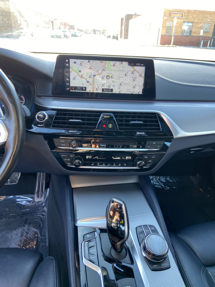 BMW 5-Series M550i xDrive 2018