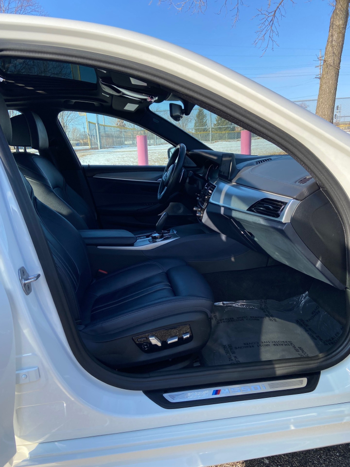 BMW 5-Series M550i xDrive 2018