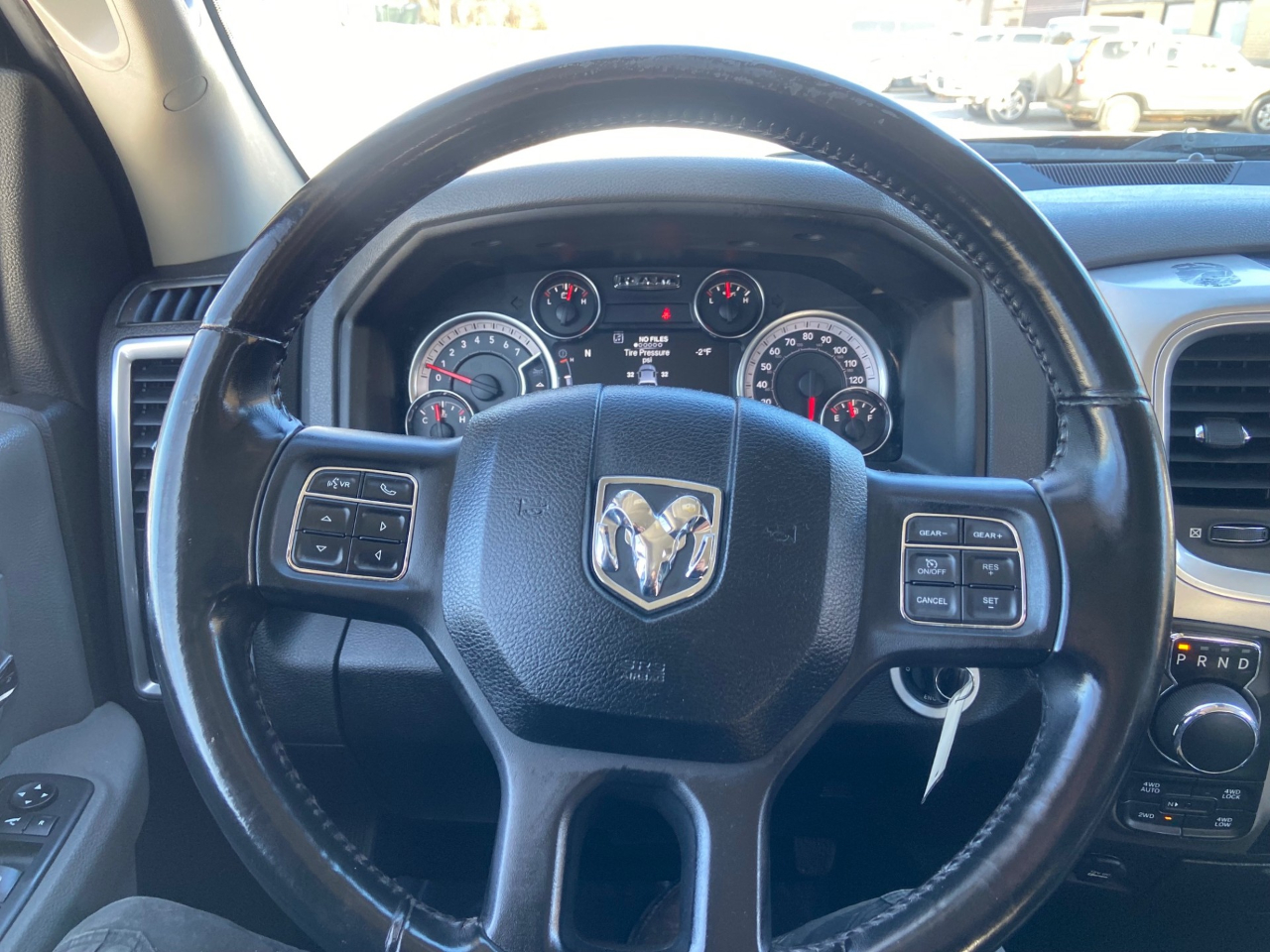 RAM 1500 Classic Big Horn 4x4 Crew Cab 6'4" Box 2019