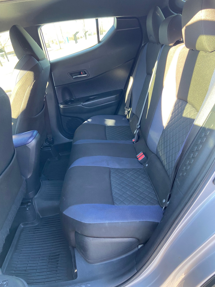 Toyota C-HR XLE 2020