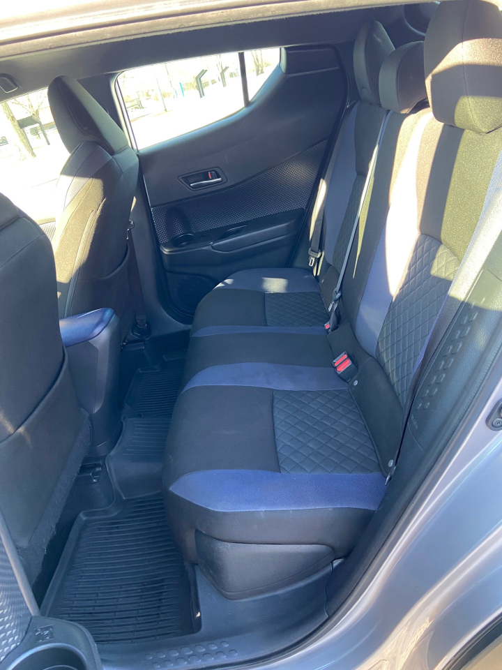 Toyota C-HR XLE 2020